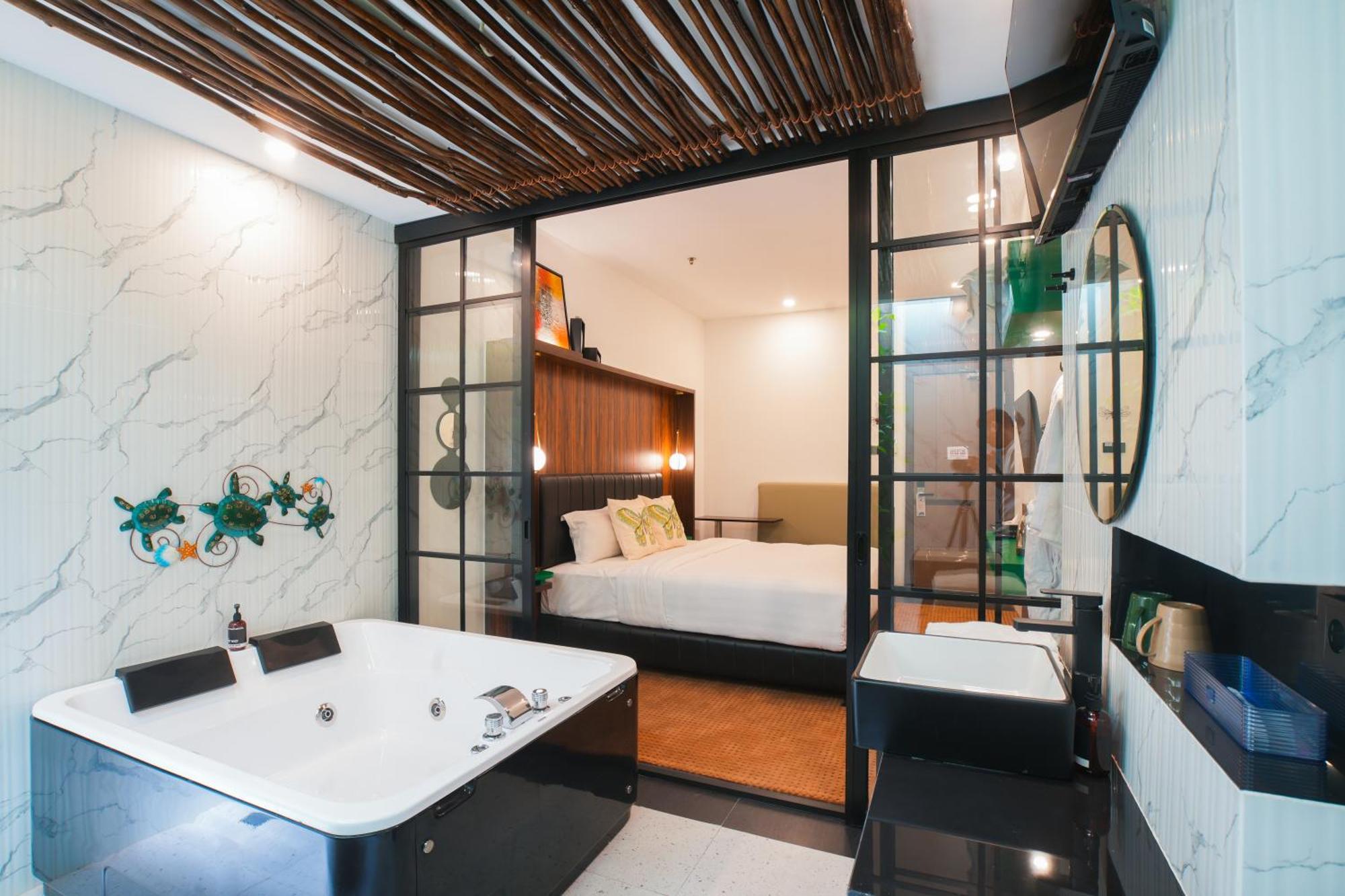 Oak Tree Urban Hotel Джакарта Екстериор снимка