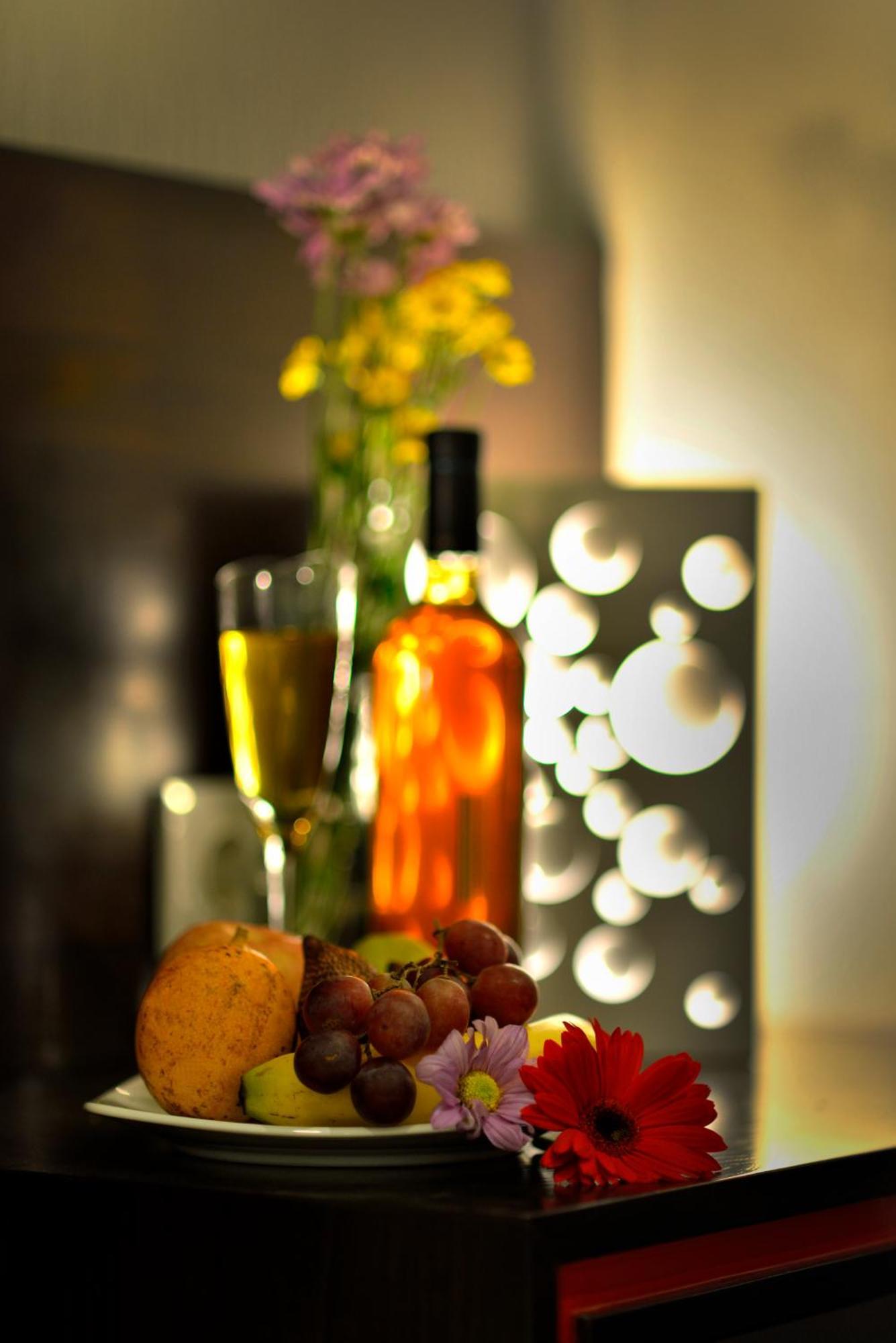 Oak Tree Urban Hotel Джакарта Екстериор снимка